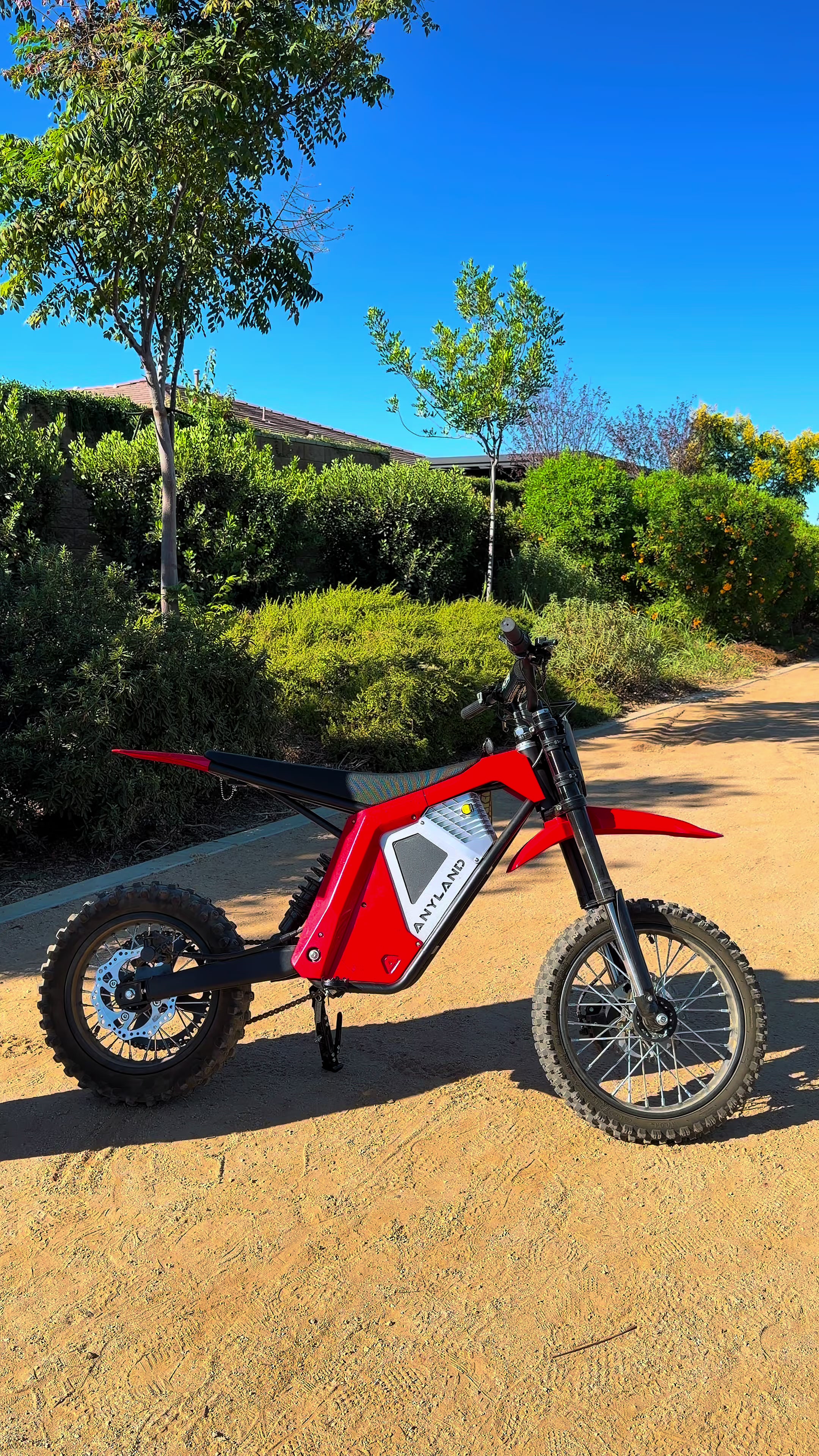 @avi_rides