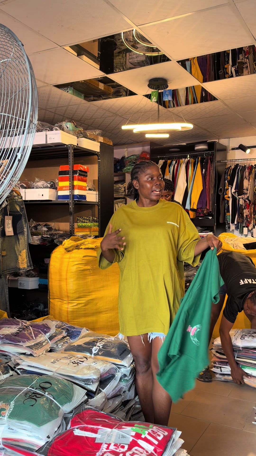 @T-SHIRT WAREHOUSE IN CALABAR