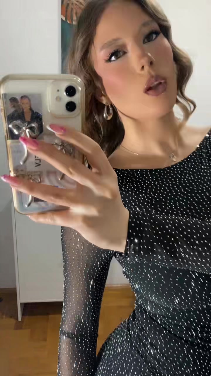 @𝚜𝚊𝚗𝚍𝚛𝚊