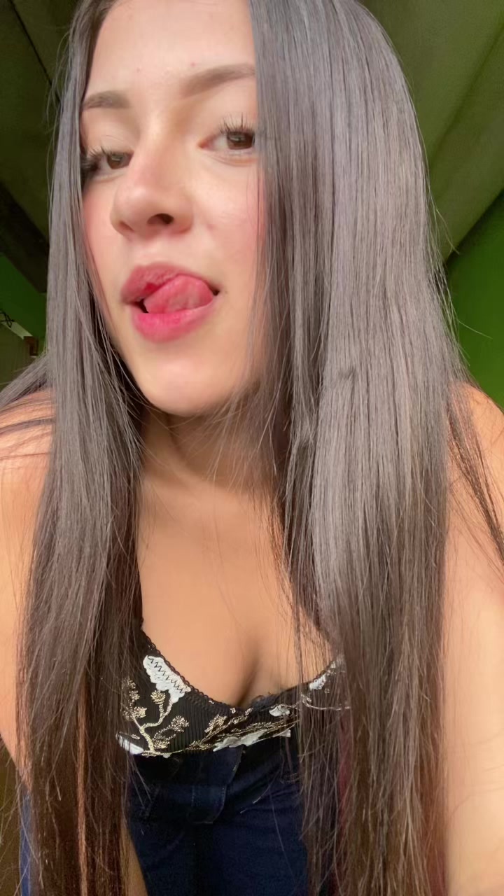 @Valeskaa🎀