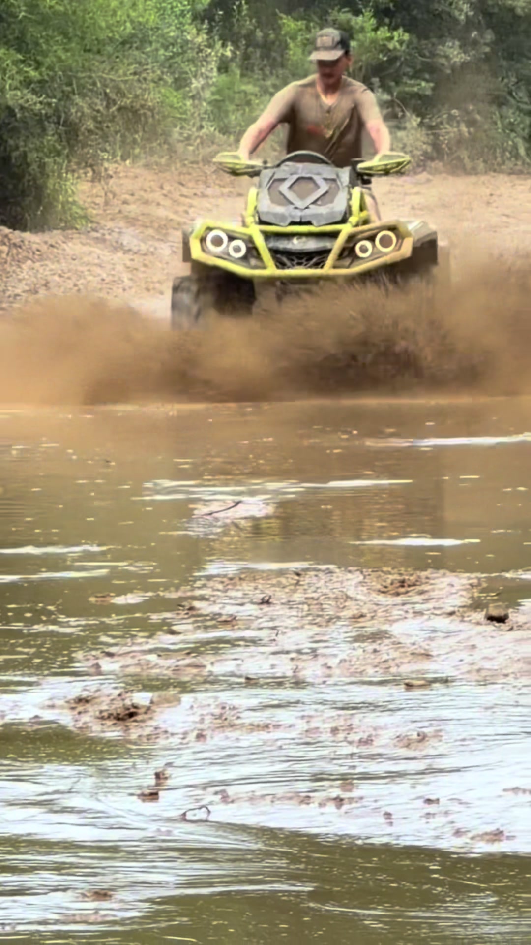 @Kollin on the canam🇺🇸