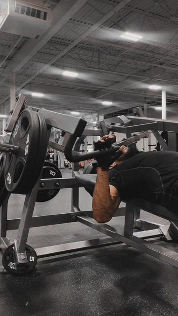@Ivan&rsquo;s fitness #cdn