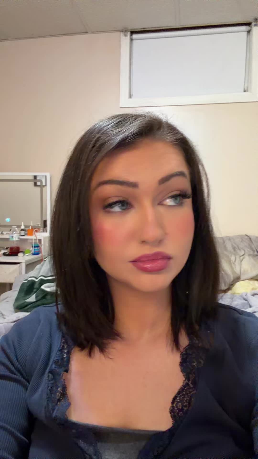 @Dela🌸🖤