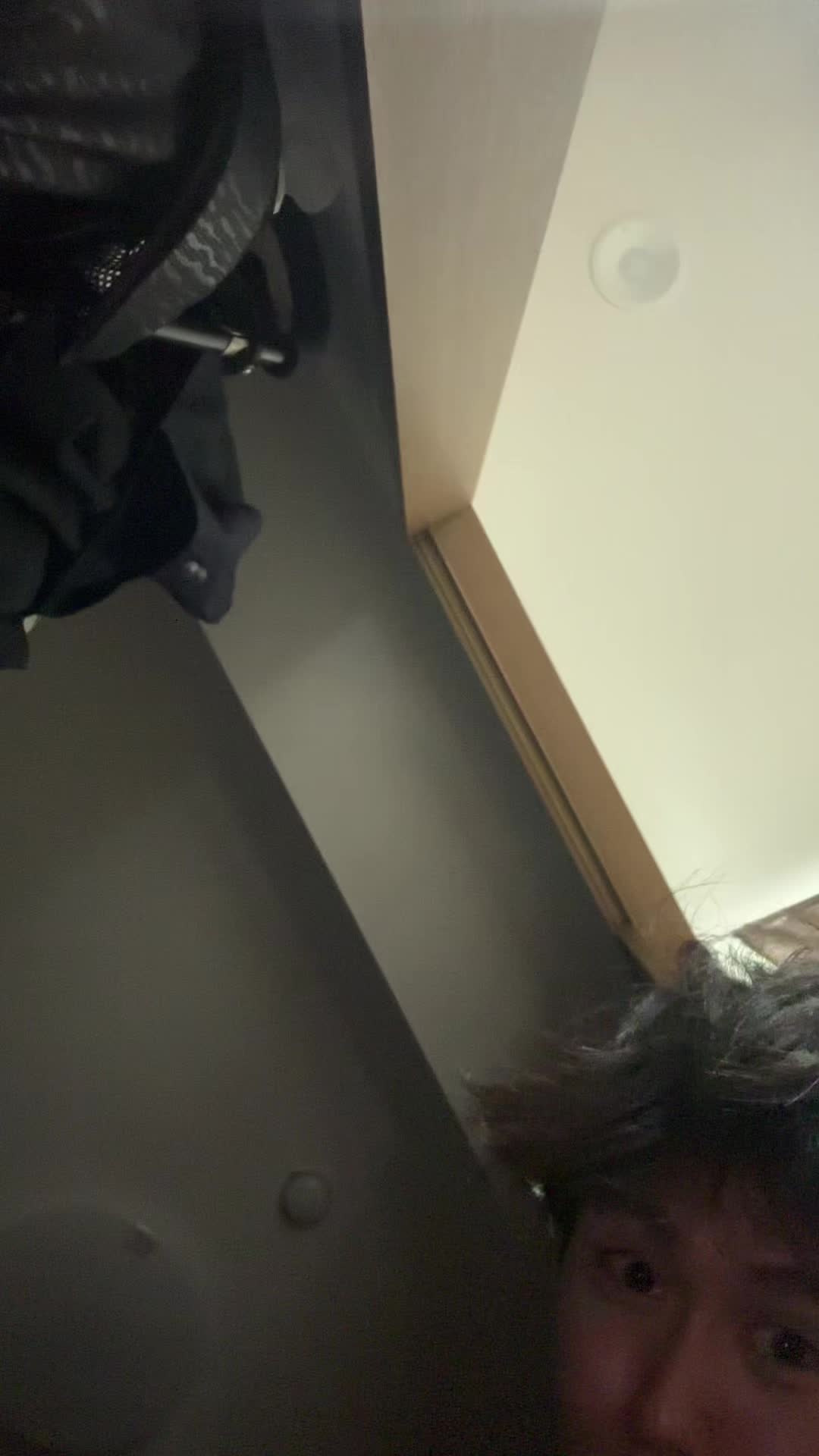 @氏