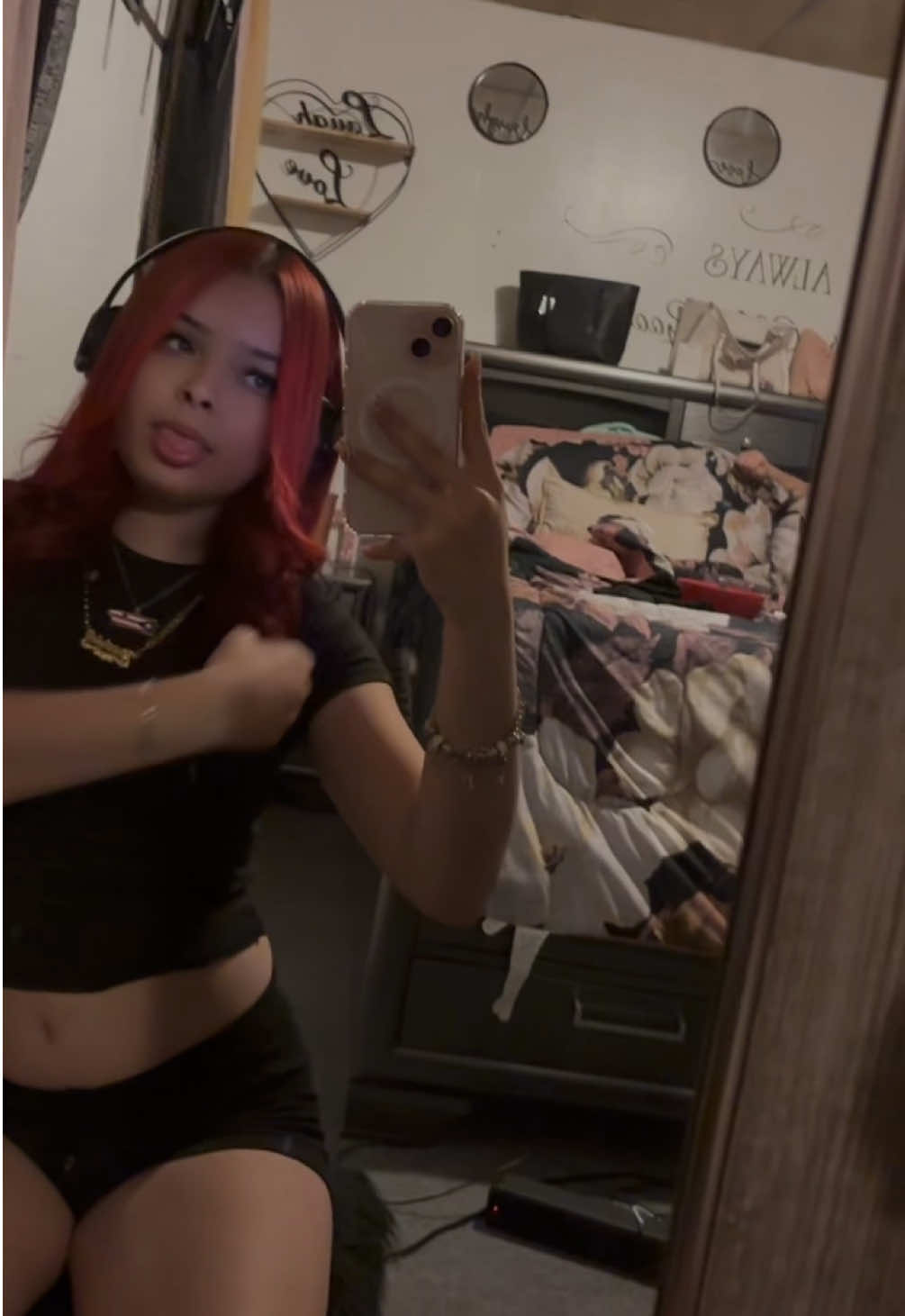 @𝓚𝓮𝓲𝓼𝓱𝓵𝓪 𝓜𝓪𝓻𝓲𝓮