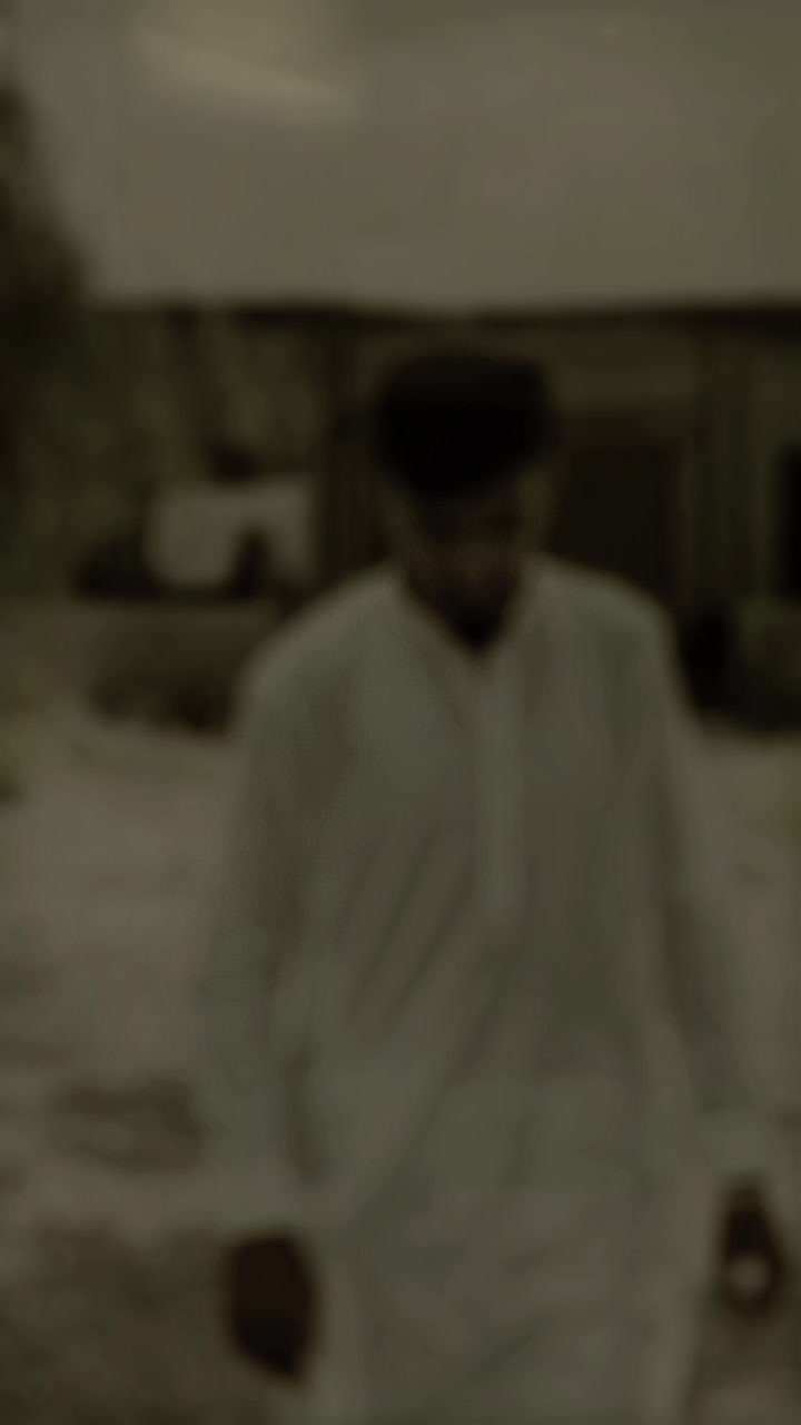 @𝗣𝗘𝗘𝗧𝗘𝗥 🍂༄.°