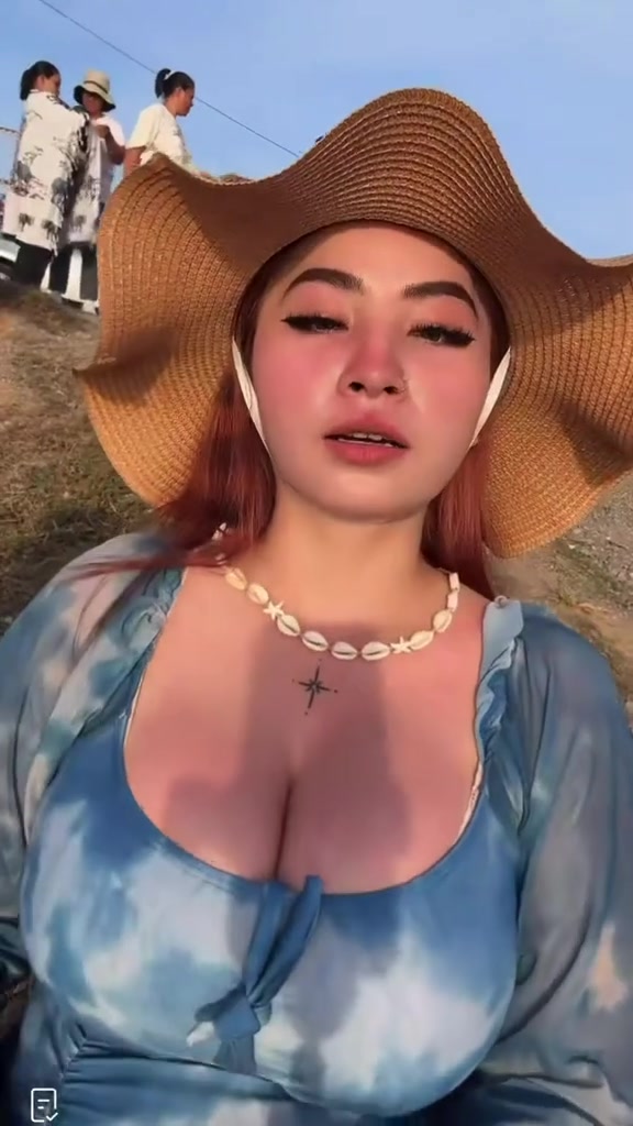 @Qistina