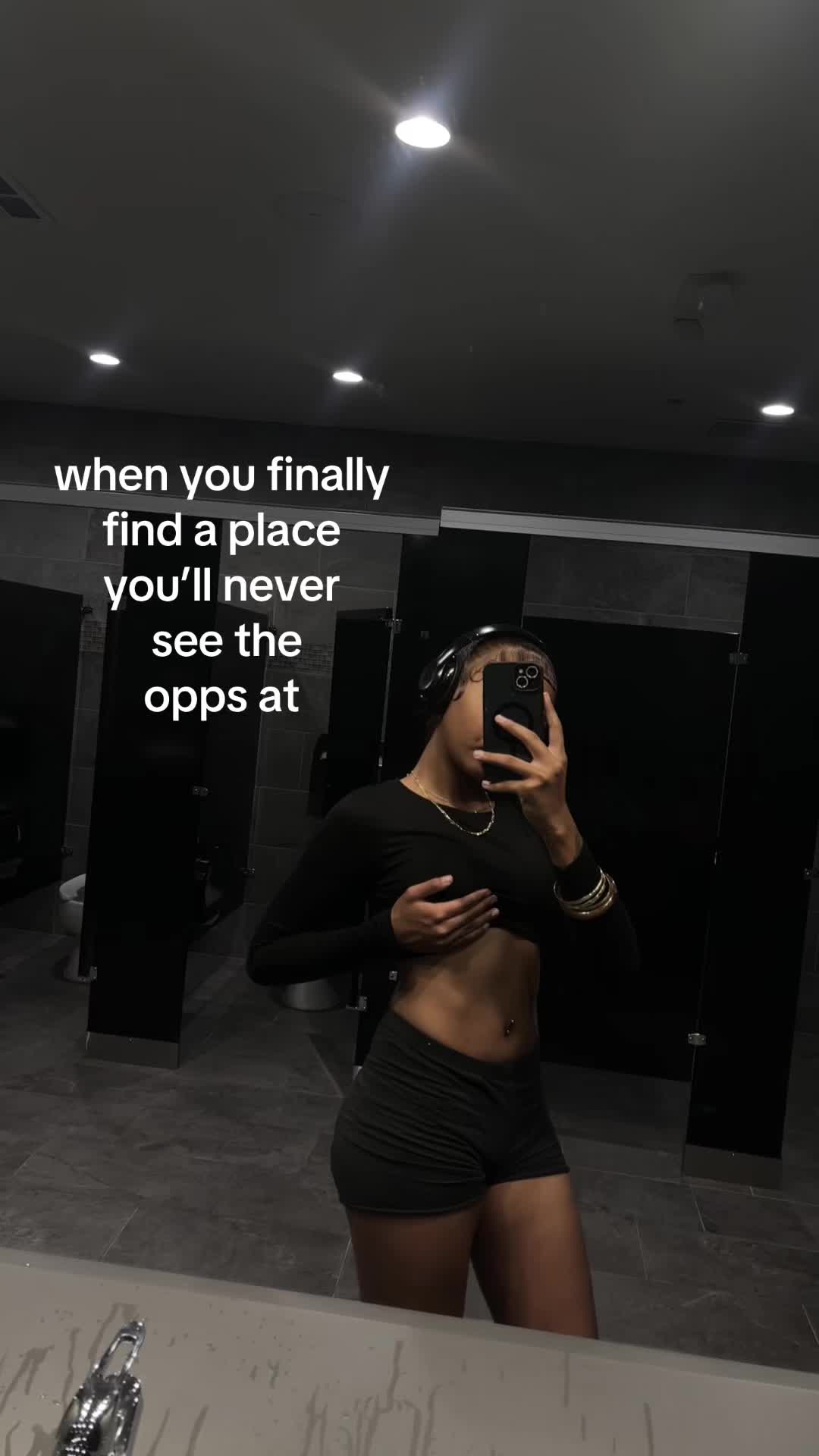 @𝒶𝓎𝓈𝒾𝒶