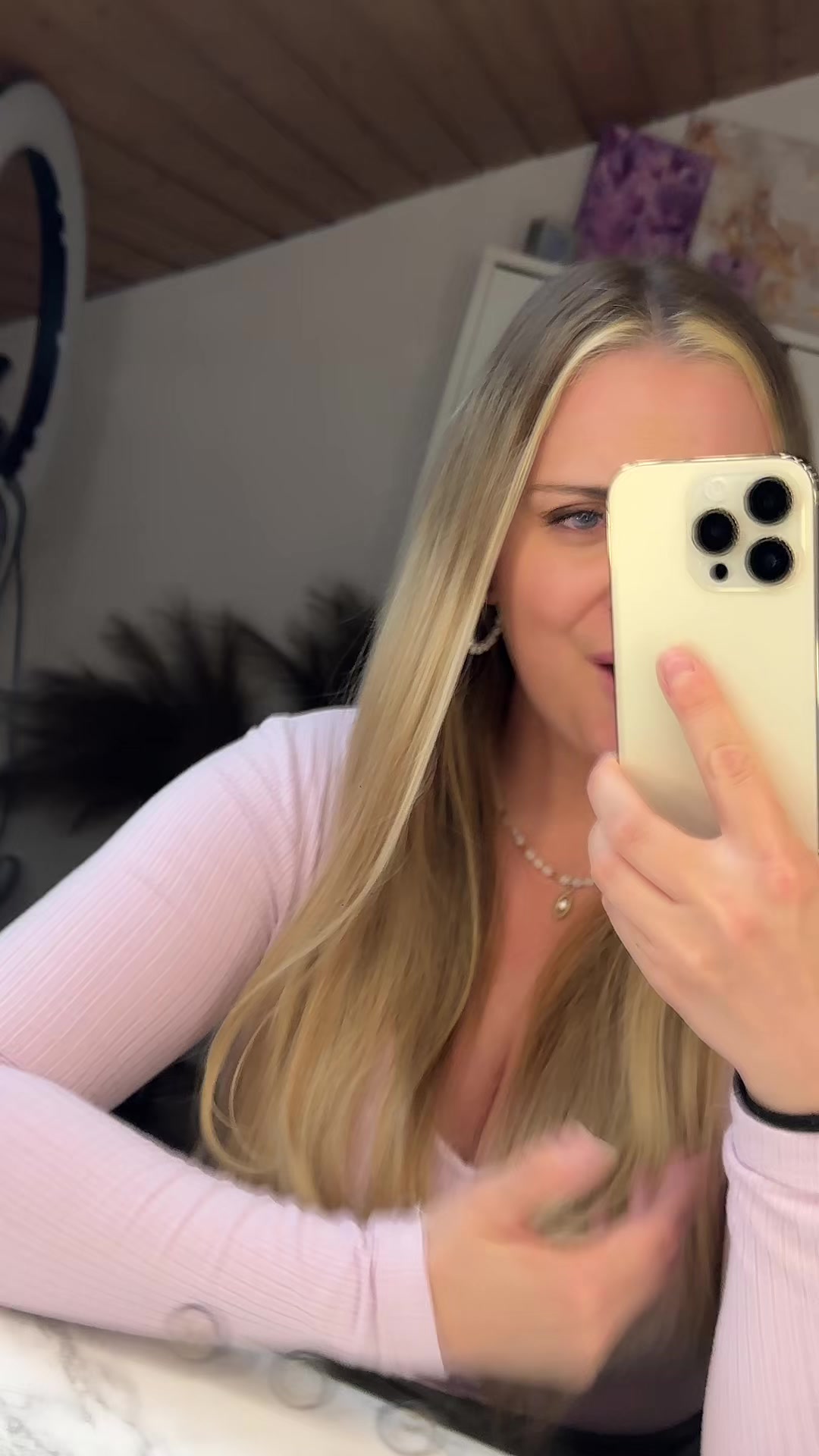 @nicolestk