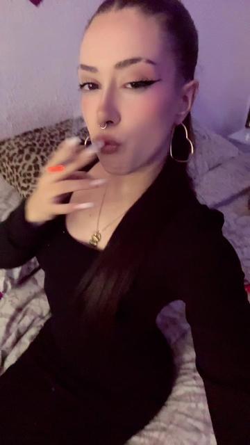 @_laauriiiss