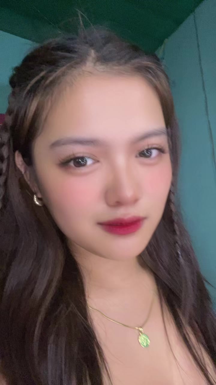 @𝓢𝓱𝓪𝓲𝓷𝓮 ✨