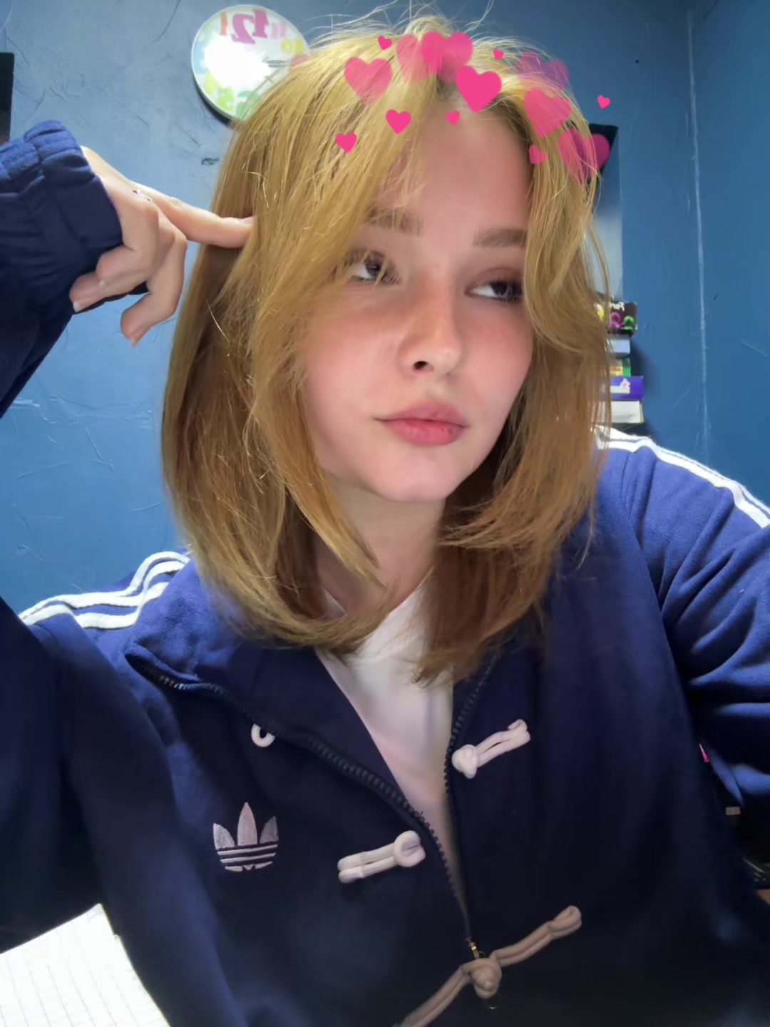 @anzise ⁷