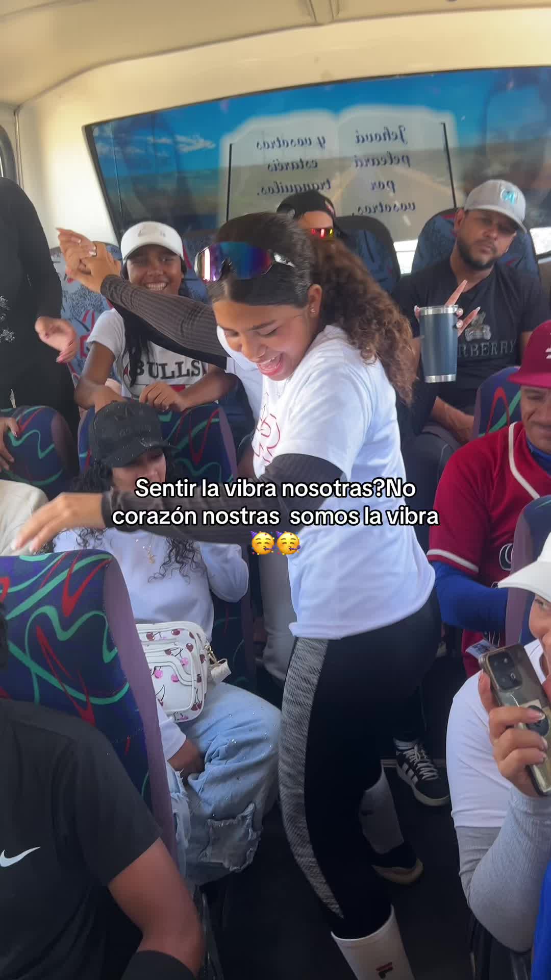 @Las guerreras