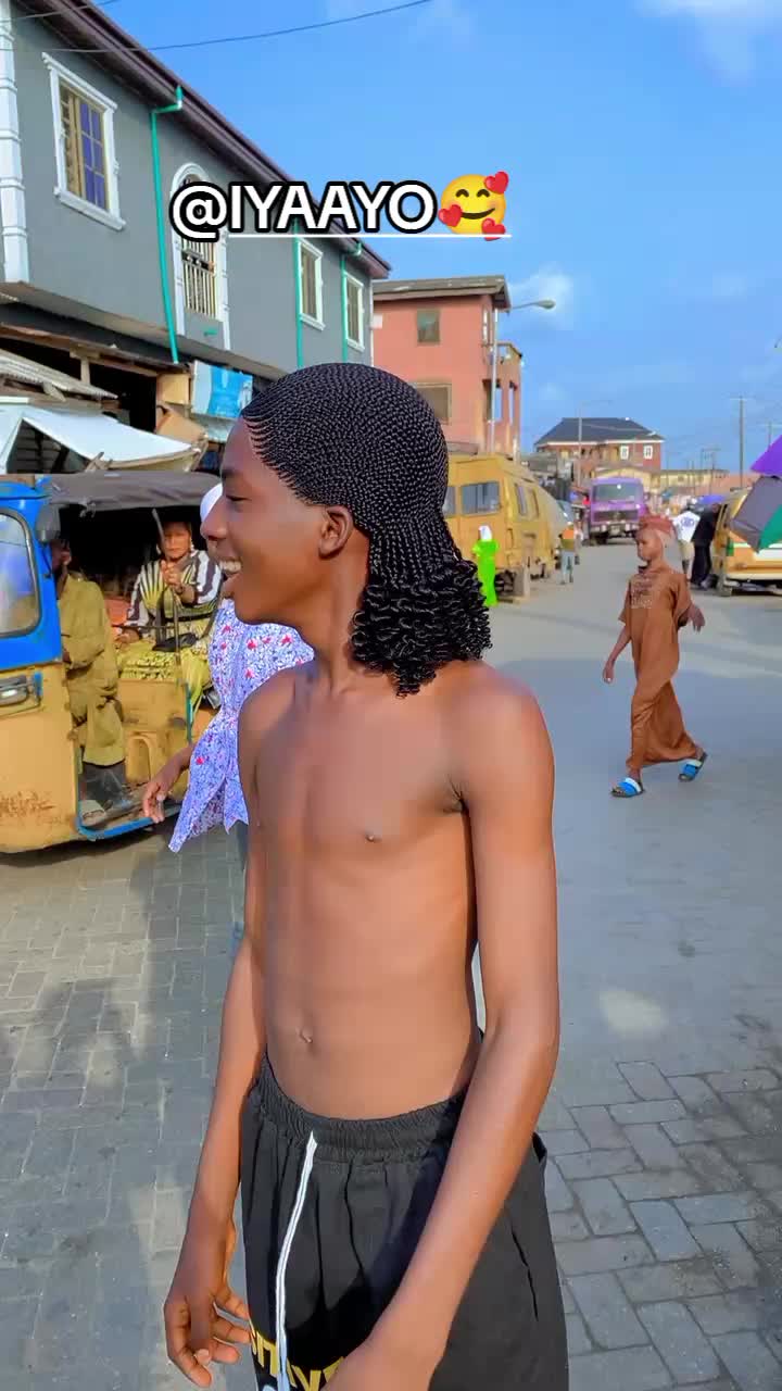 @༆꧁HE🥰 OR SHE💕༆꧁