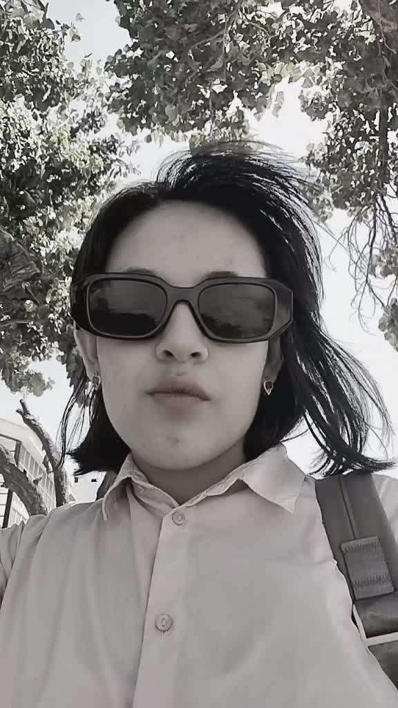 @Mia little老师🀄