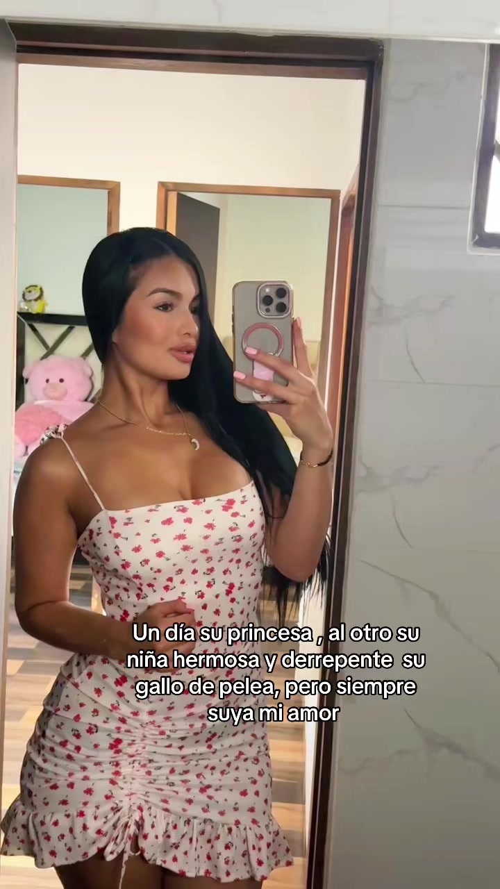 @Victoria 🦋 🎸
