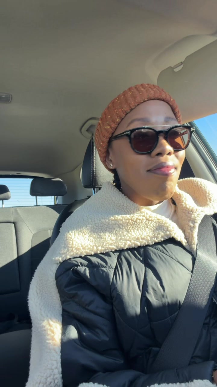 @Tlhogi 💜