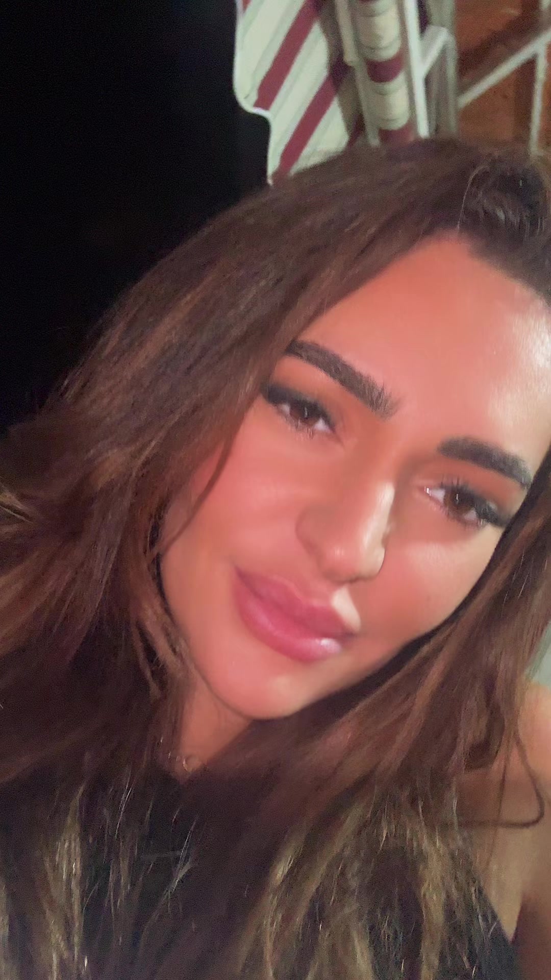 @Veee✨
