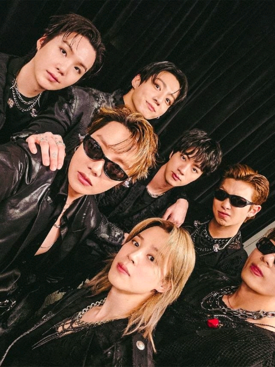 @Lollaarmy ๐ฐ๐
