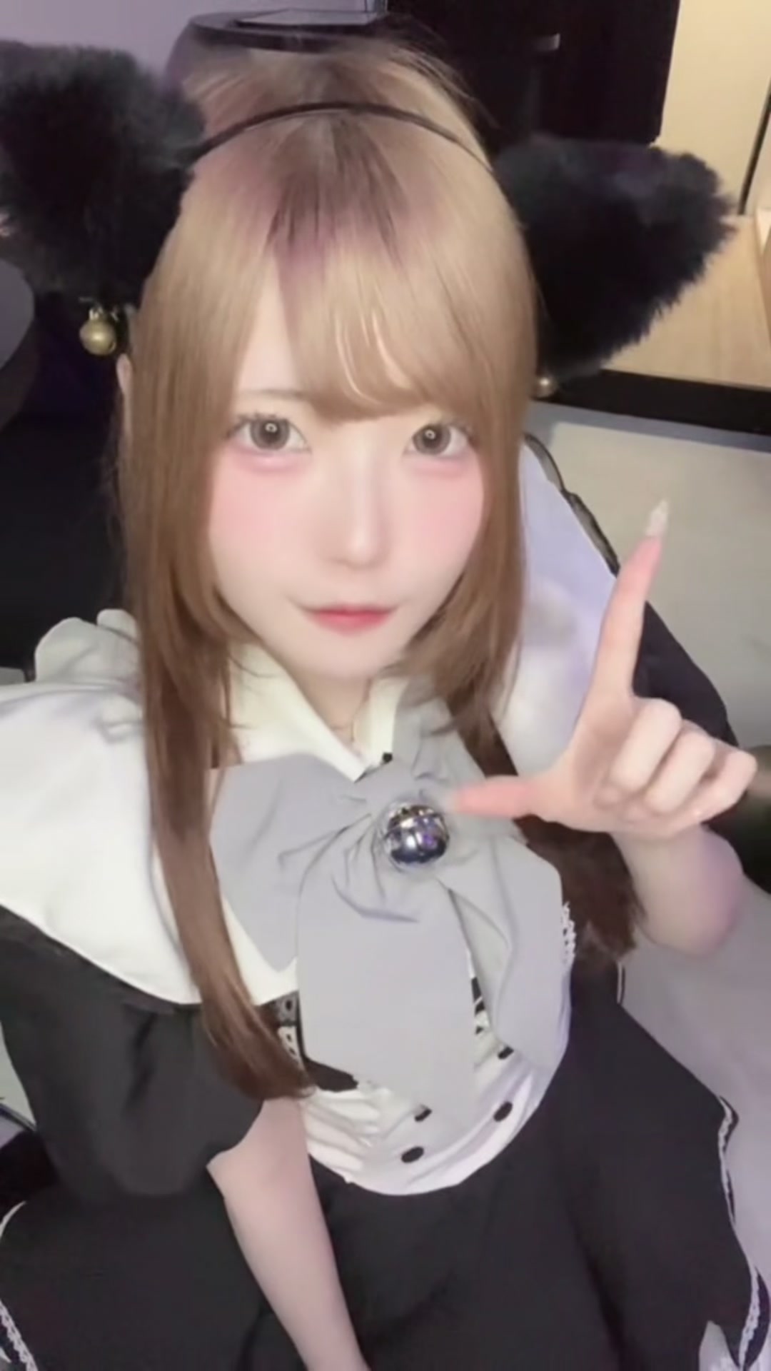 @๐๐จ๐๐ฅ๐ฅ๐ใใใจใซใ