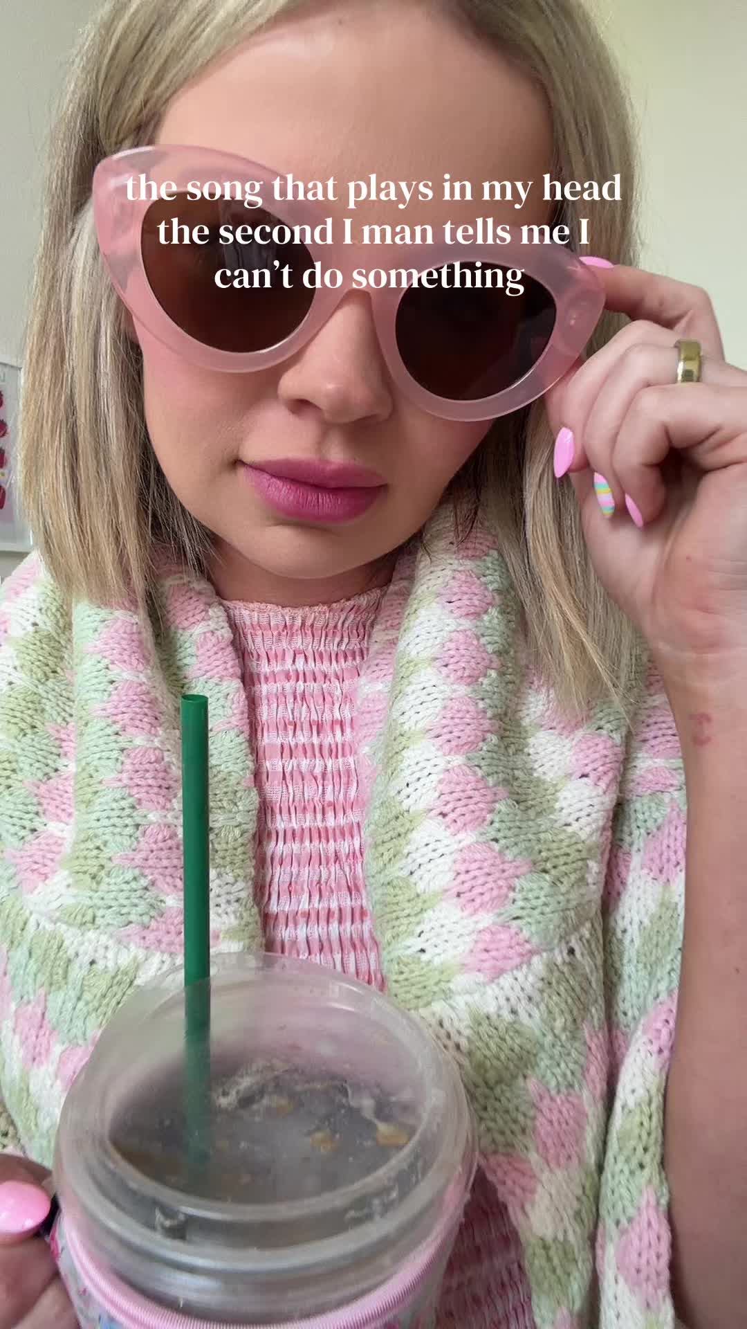 @Olivia May | Mom Style & Hacks