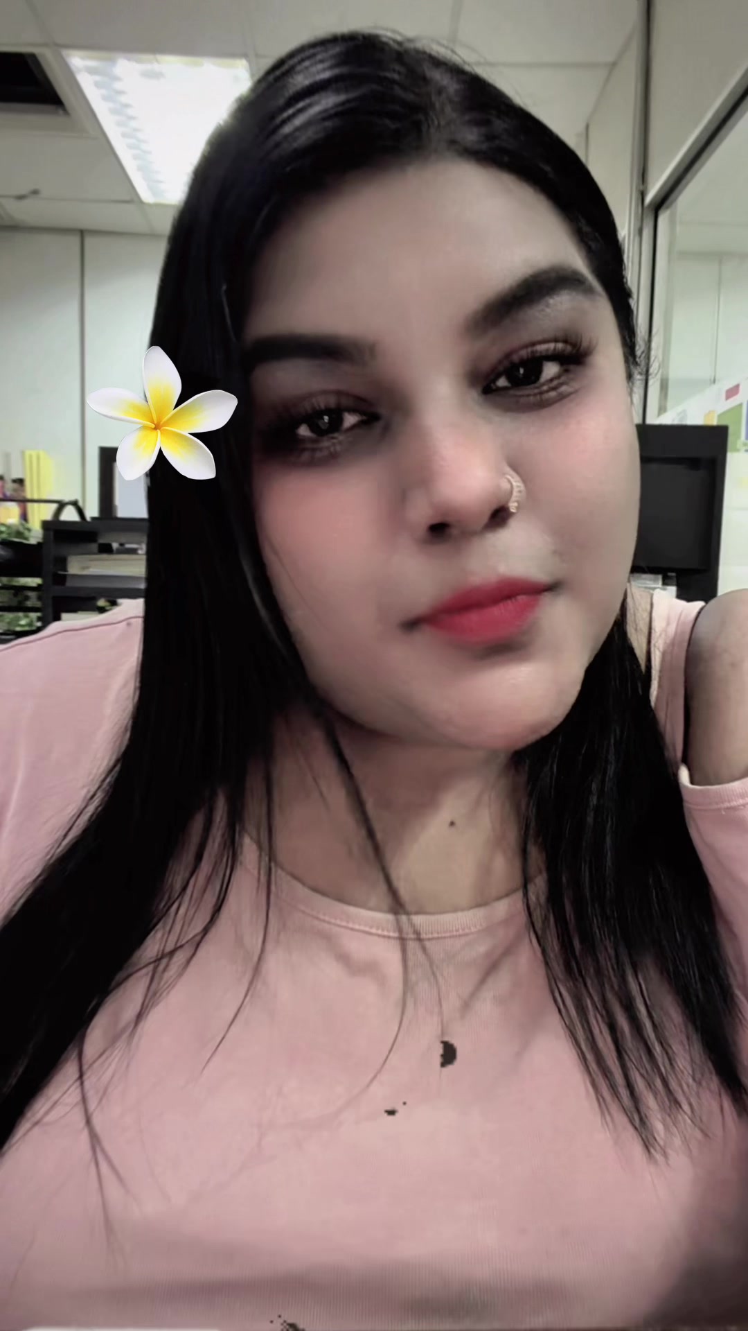 @Nisaa 👑
