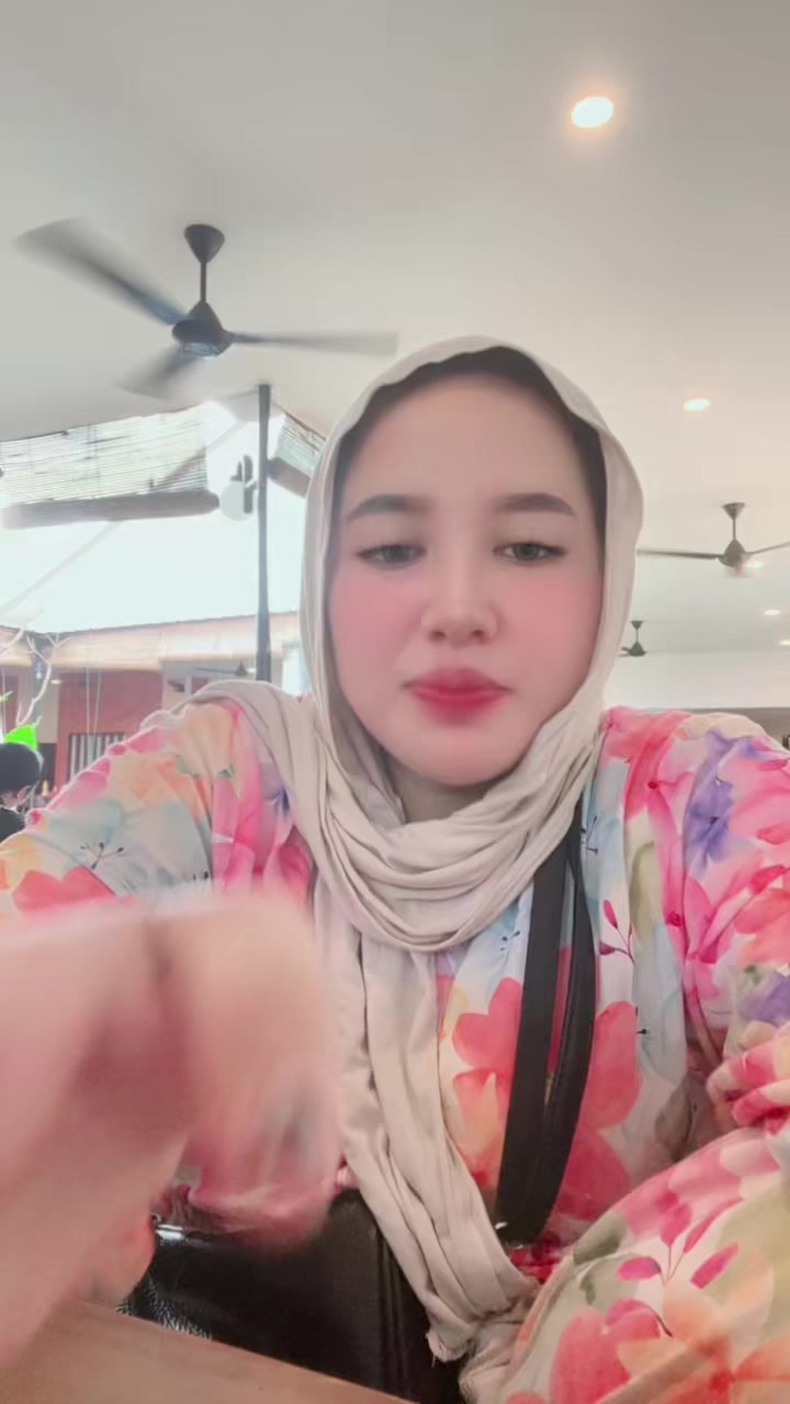 @Ummy