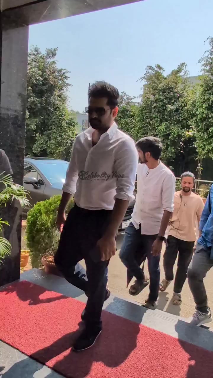 @Ram_pothineni_,official