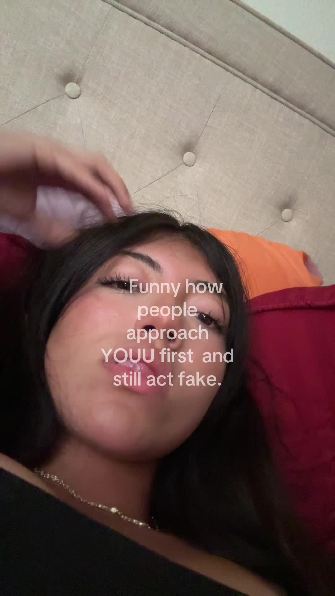 @bella