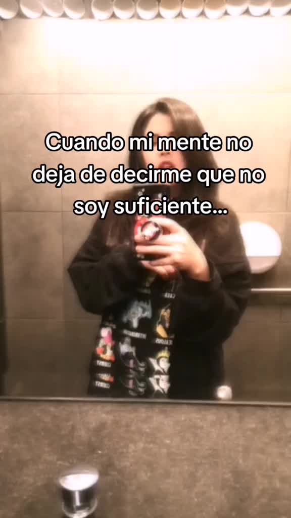 @Just Mari ✨