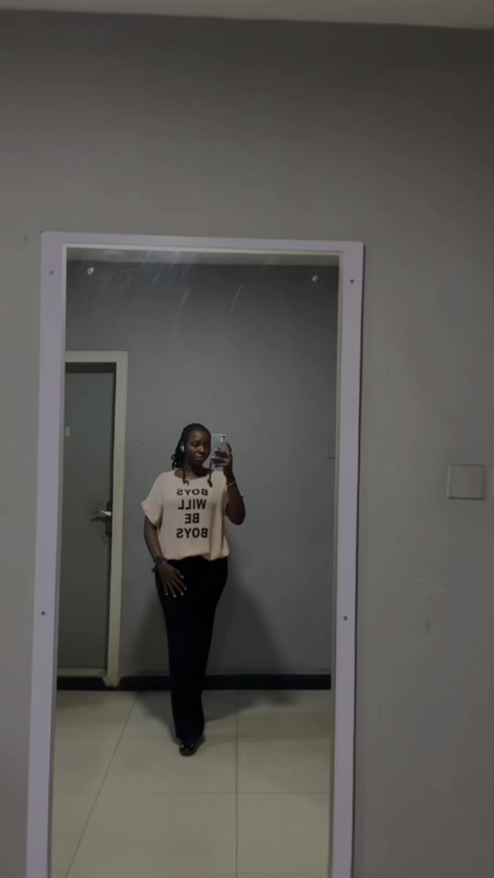 @shes_suga