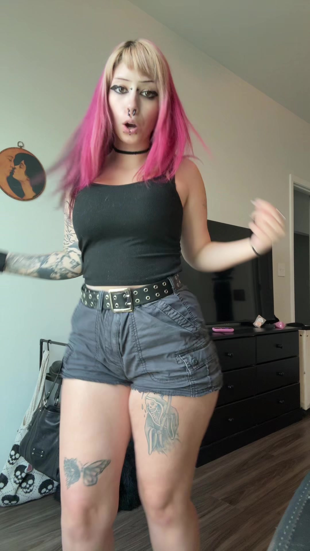 @JaneSpookyHot