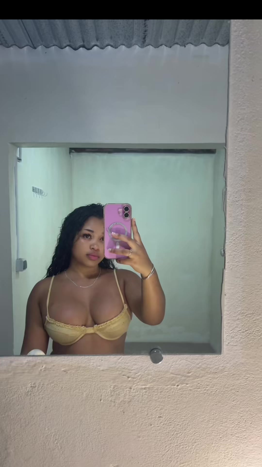 @RK🇲🇬