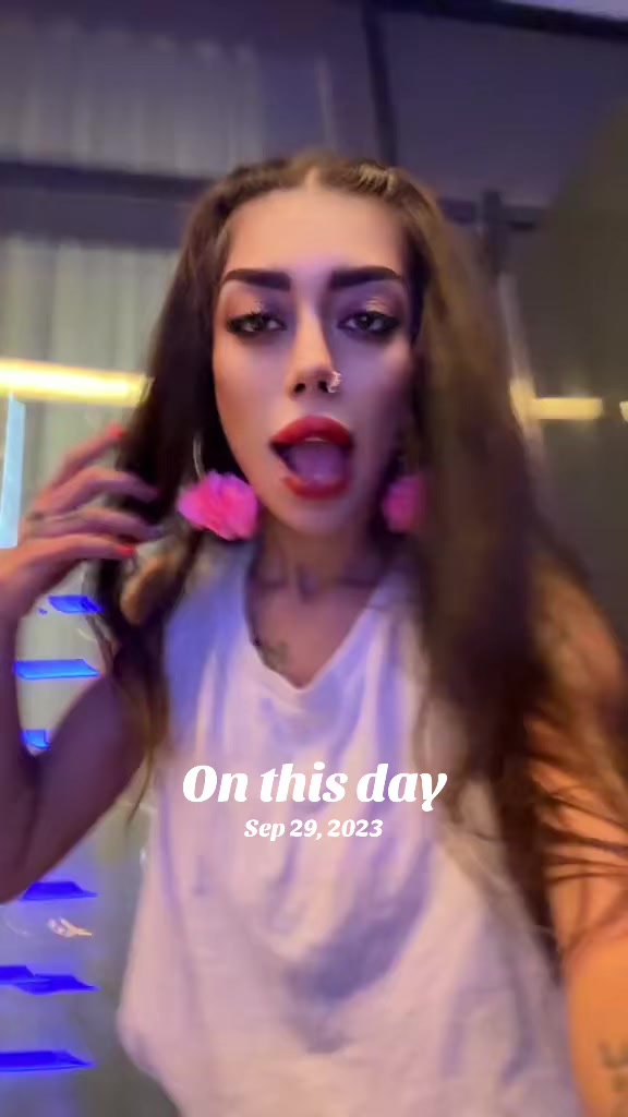 @elnazzz.qasemi