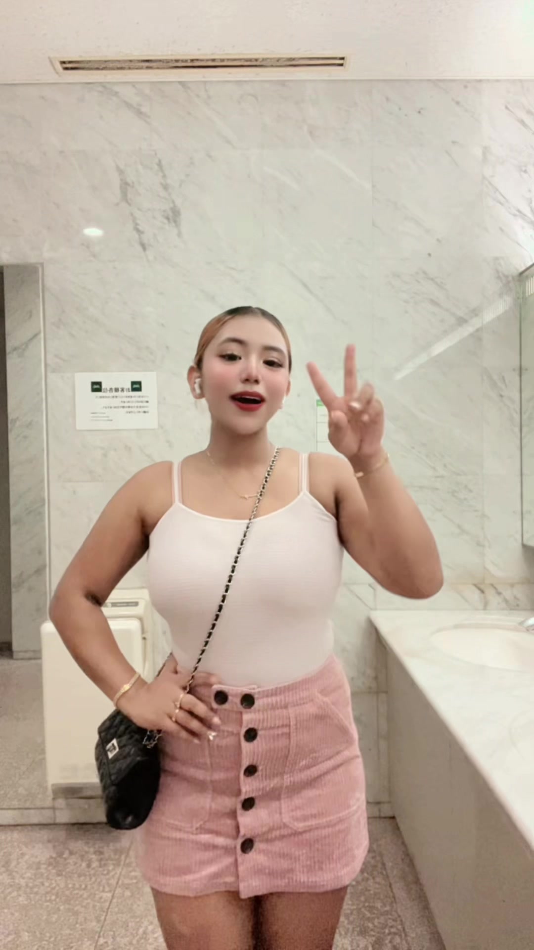 @Smriti🧚