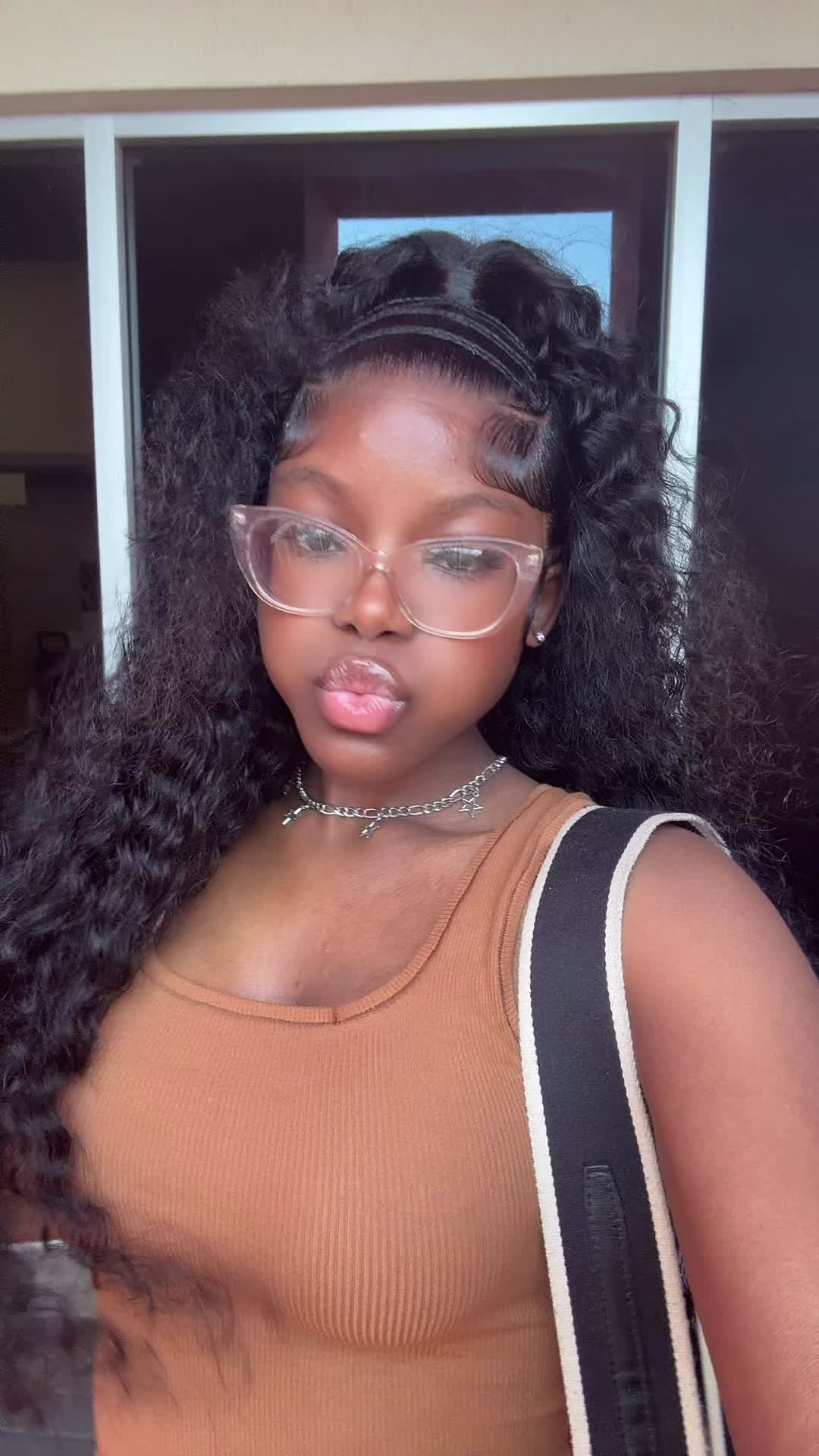 @mora ꨄ