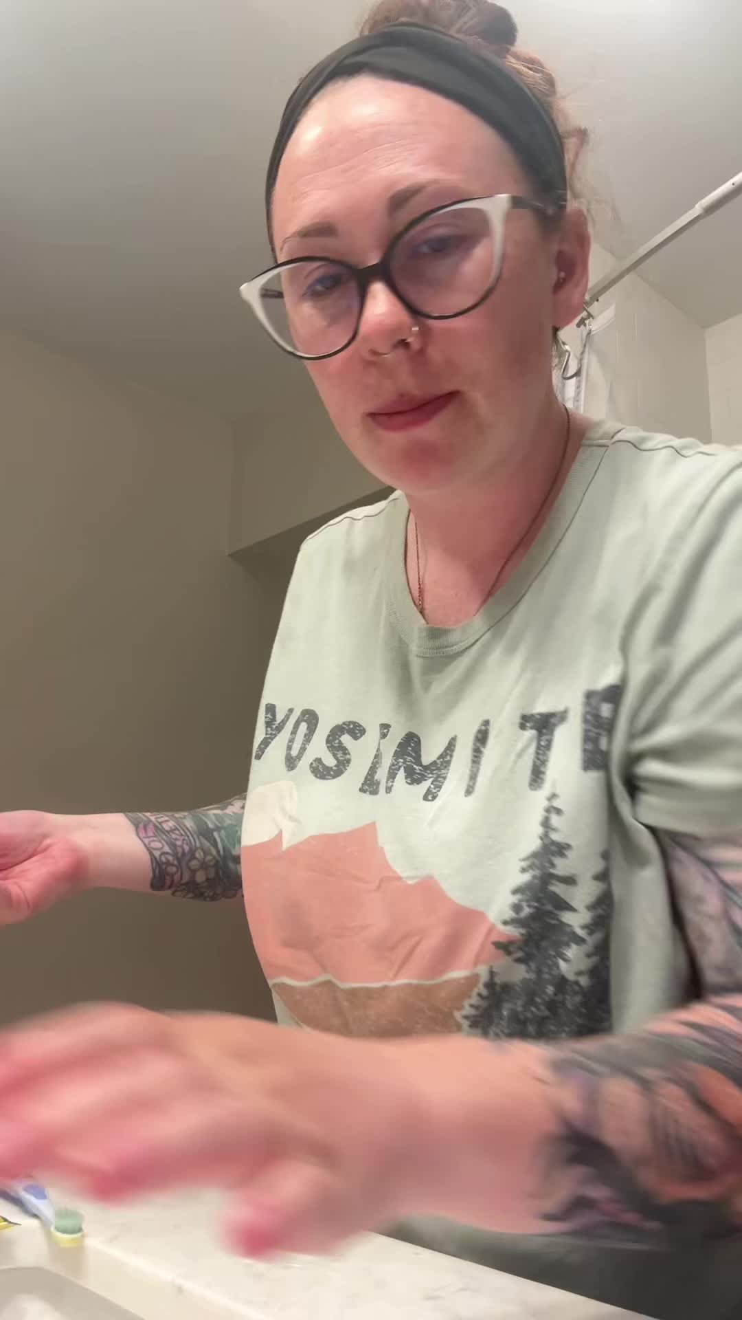 @caitlin - midwife - mom