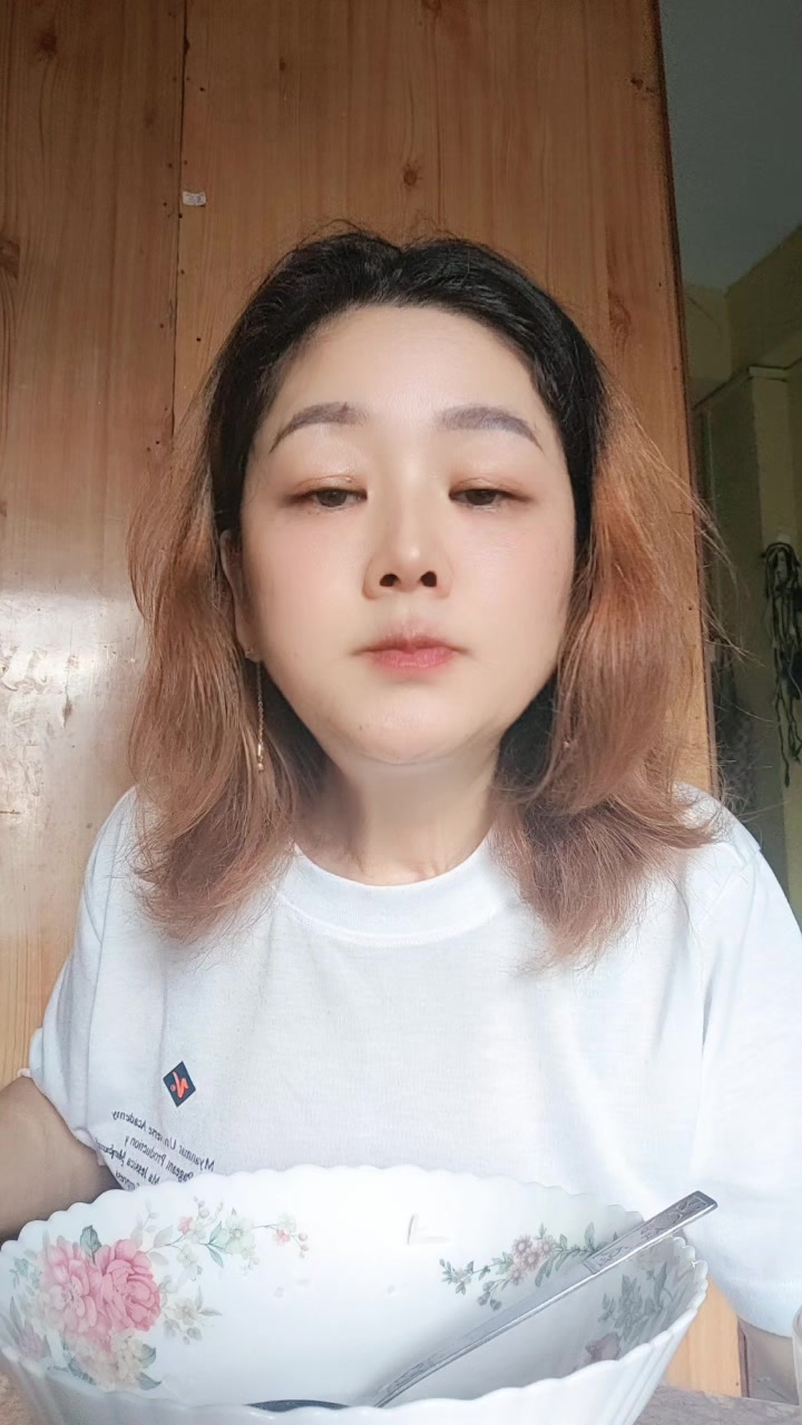 @Kachin Lady 👑👑👑