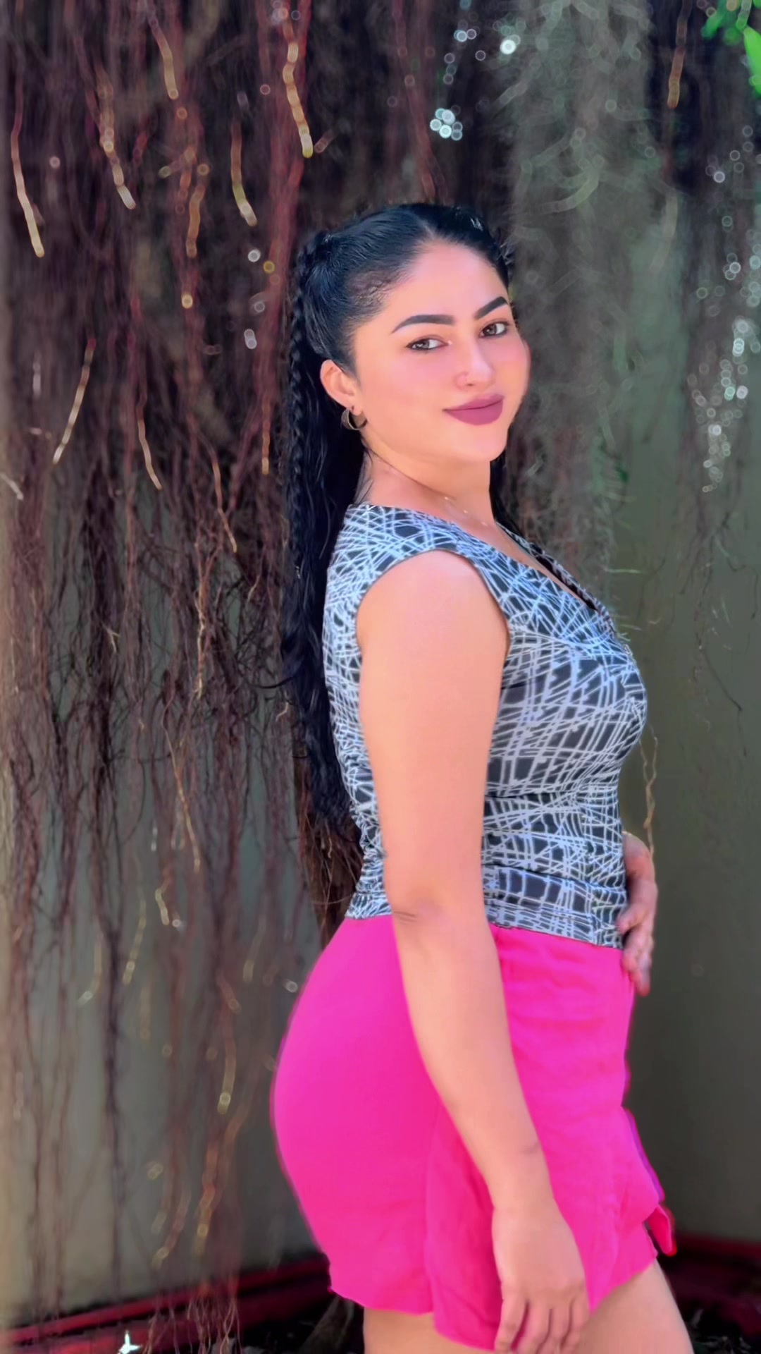 @M E E R A 🌸♌️🇱🇰