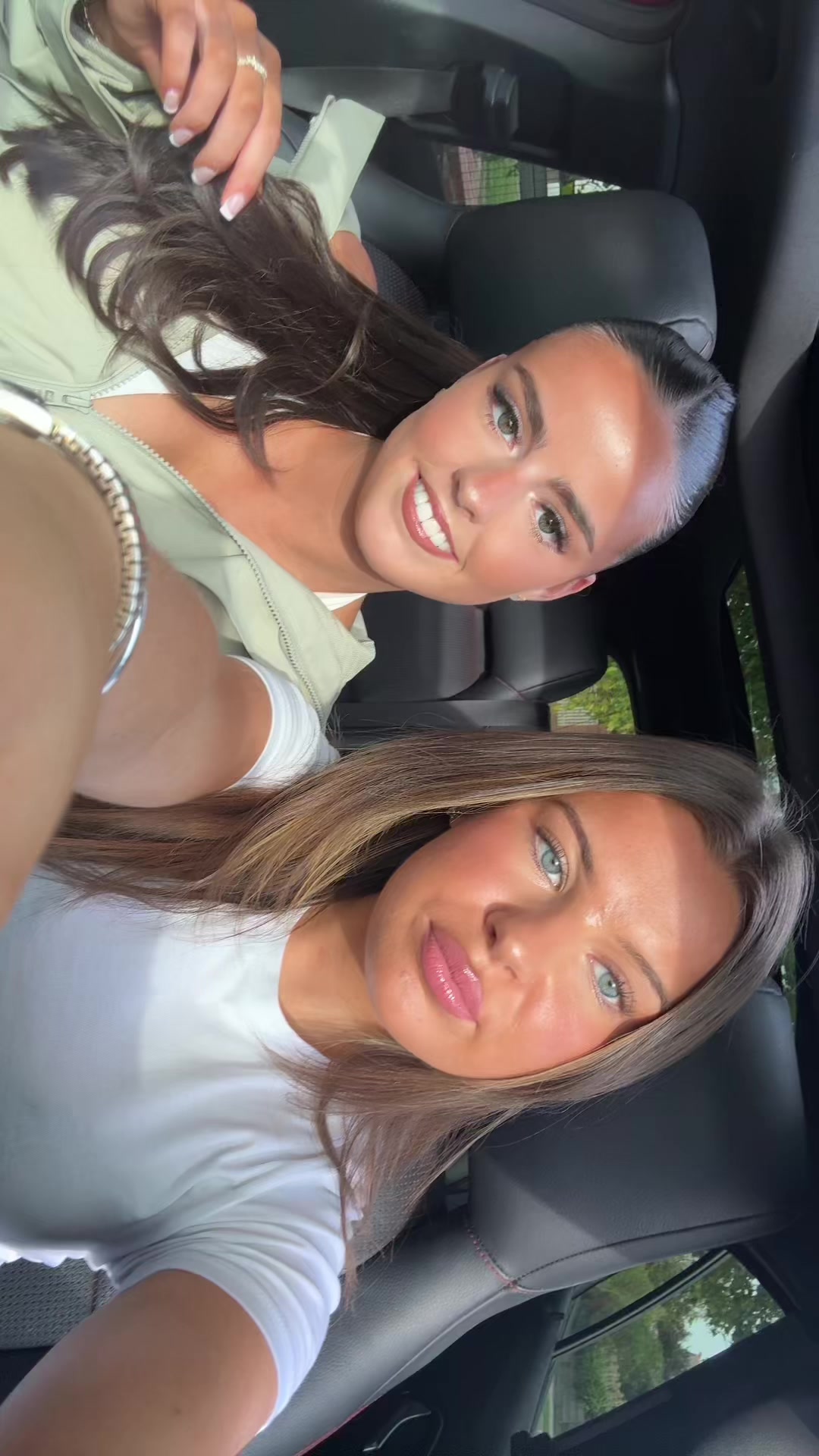 @JEMMA MOSCHINI