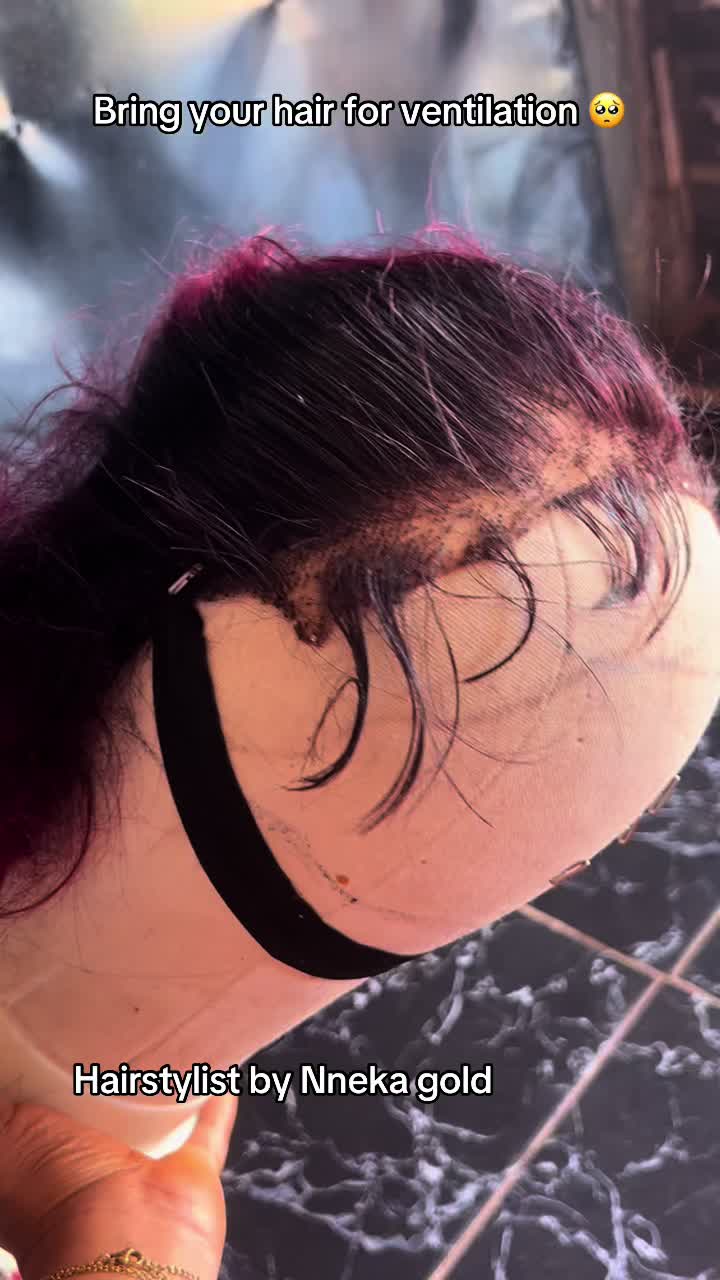 @Hairstylist by Nneka gold