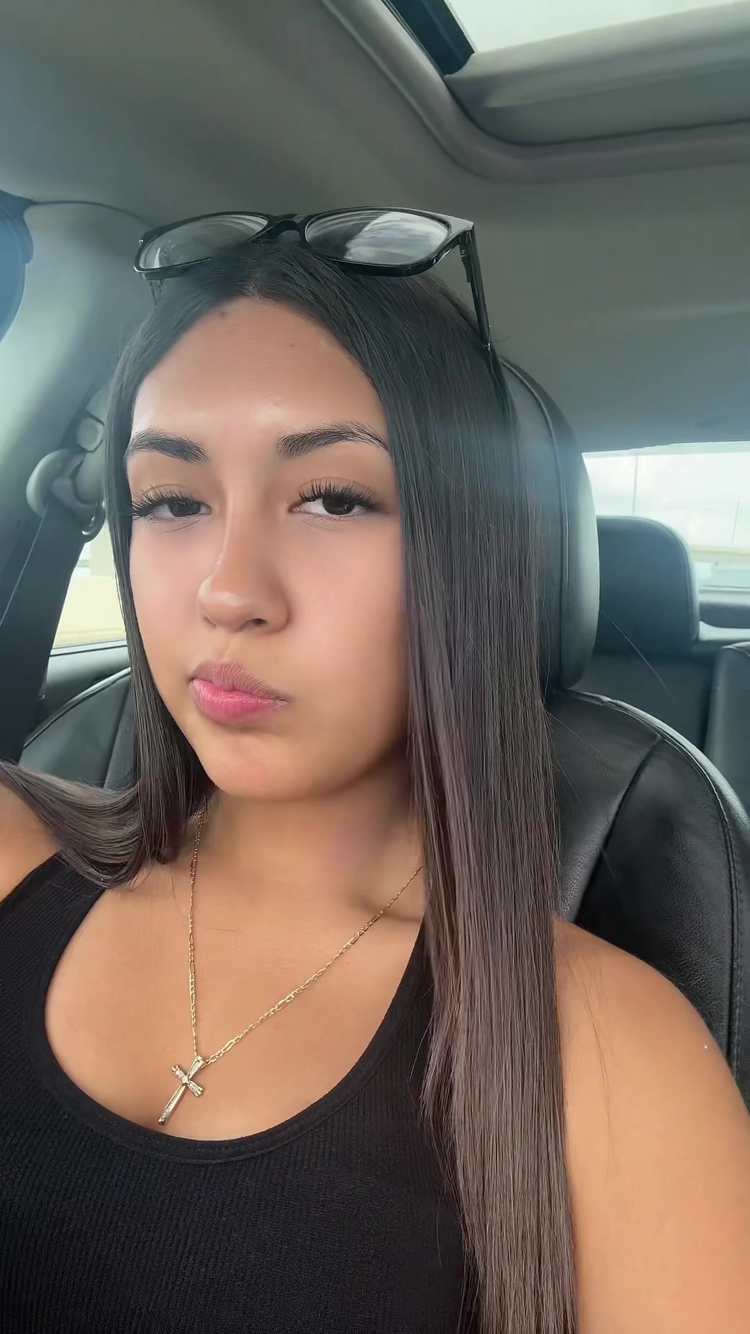 @⊱✿⊰