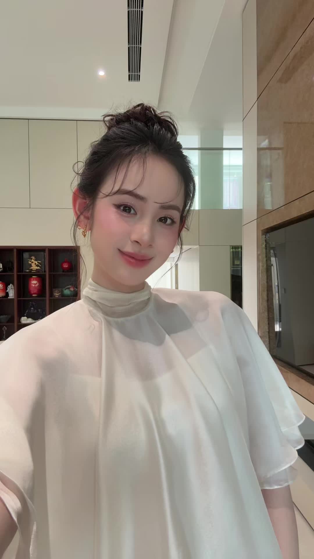 @Nguyễn Hương Liên