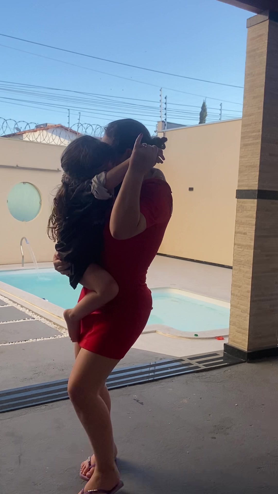 @Isadora
