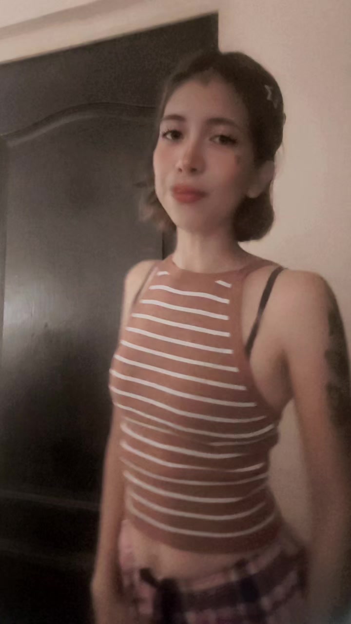@𝕍𝔸𝕃𝔼ℝ𝕀𝔸🍒