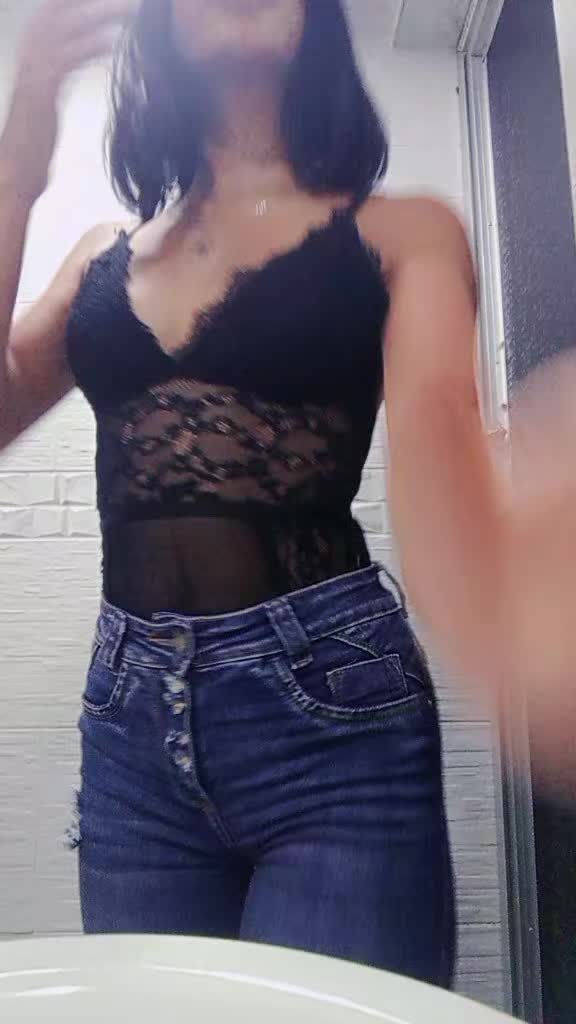 @Yilena🕷️