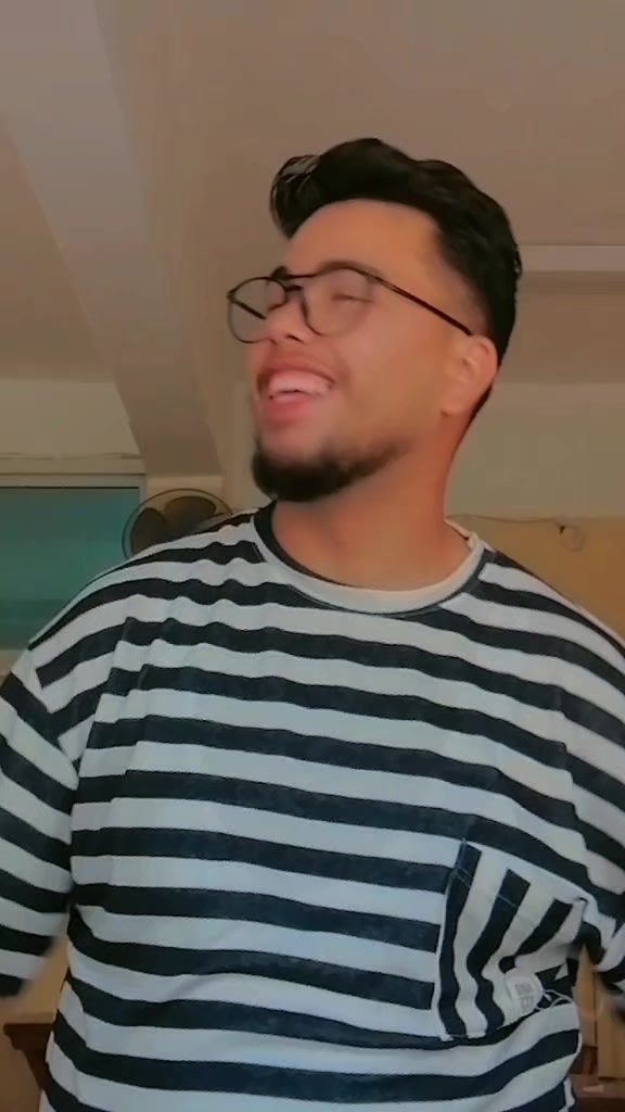 @(ياسين) وانا جنبك كل الدنيا✨🤍