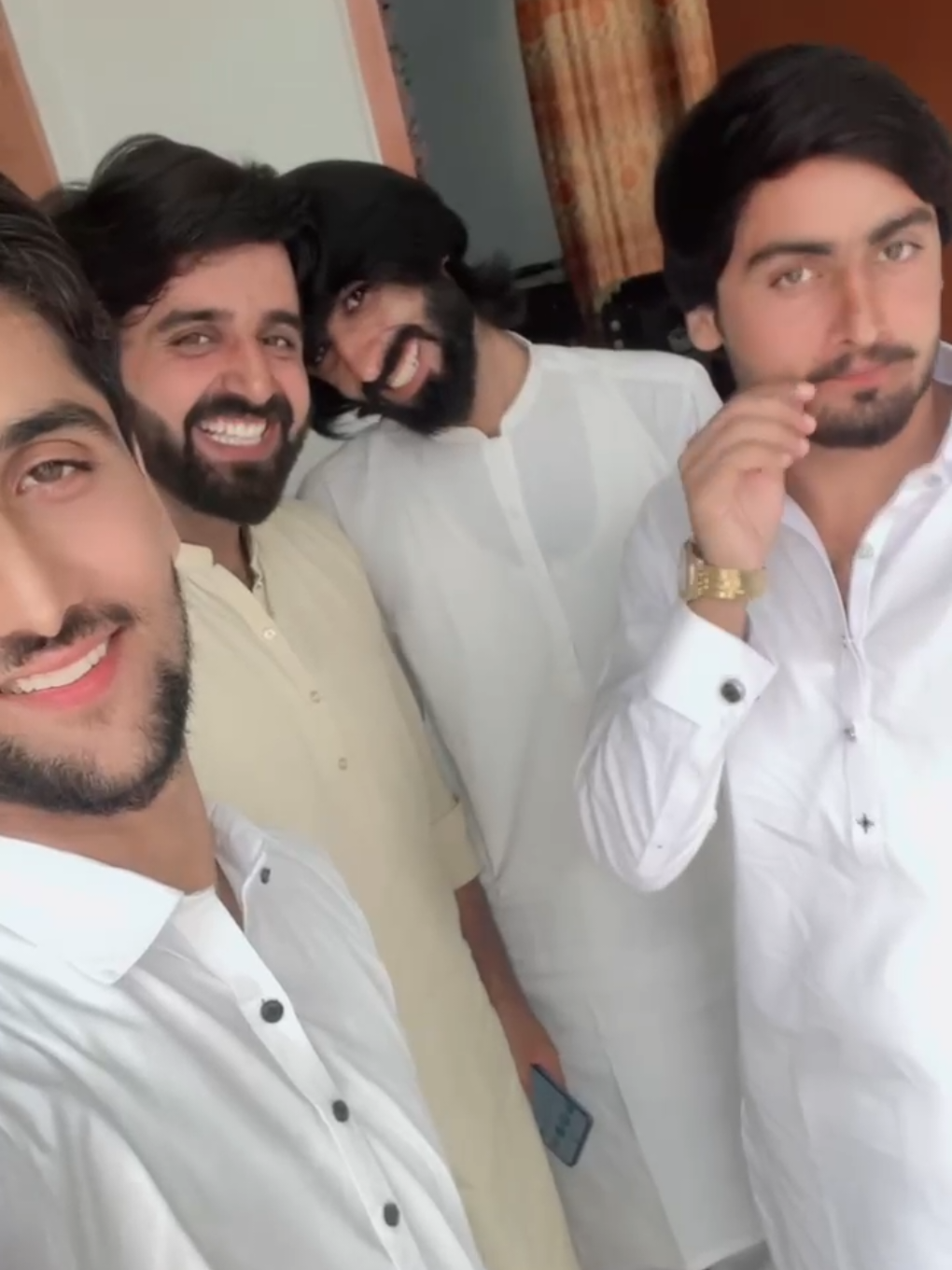 @اقرار ملک 🥀