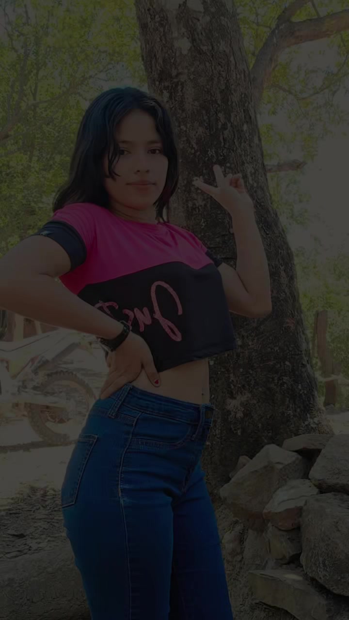 @☠️Adelita🌸