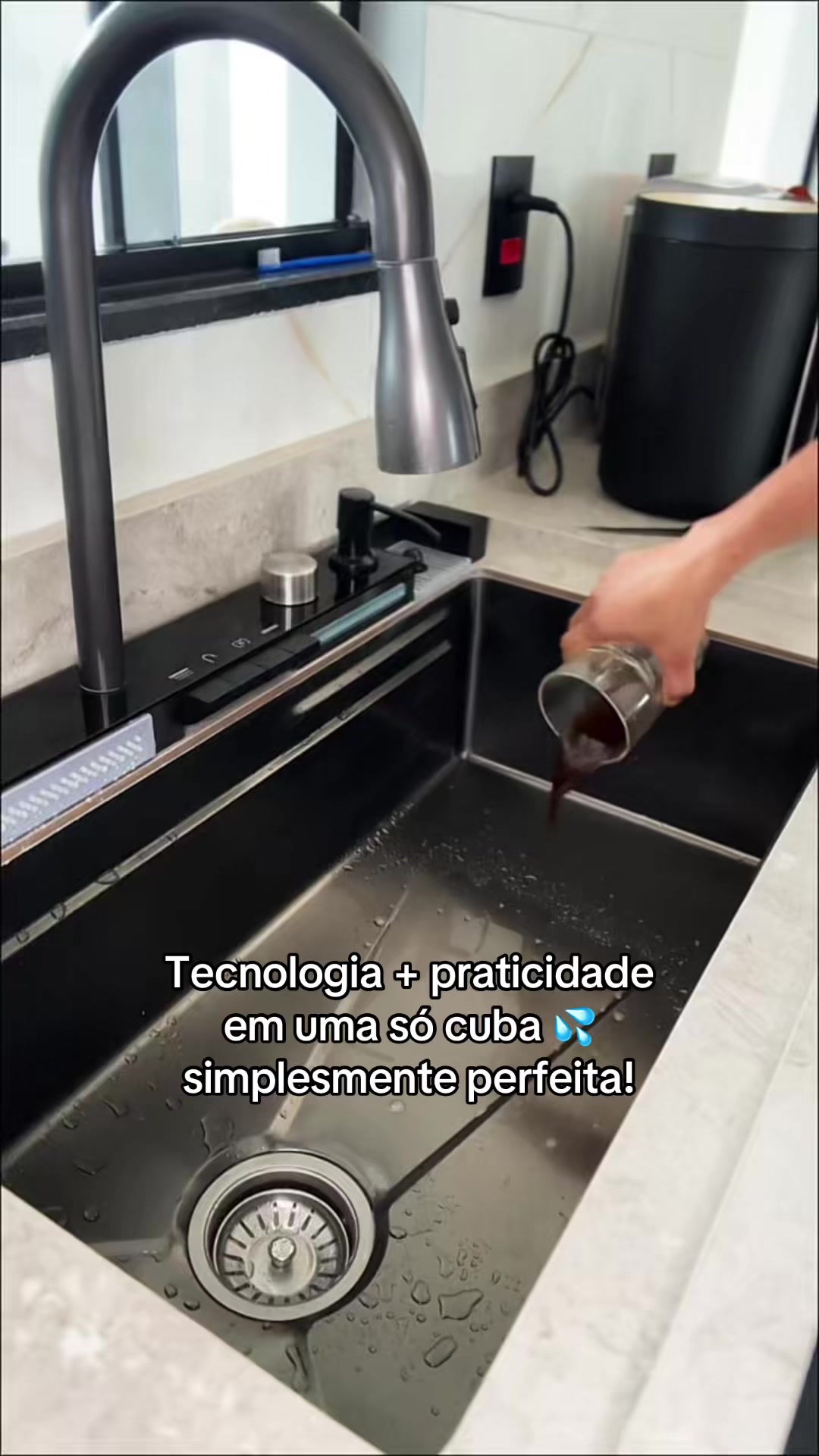 @danielesouza